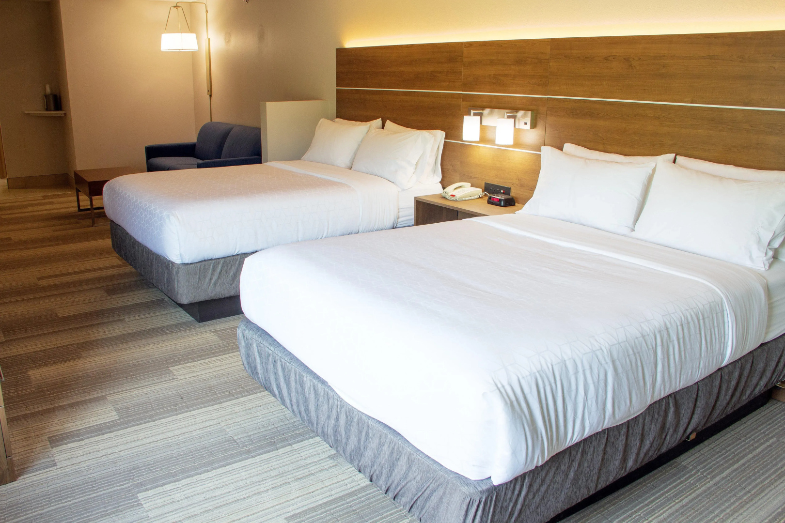 Holiday Inn Express & Suites Lexington Dtwn Area-Keenland by IHG