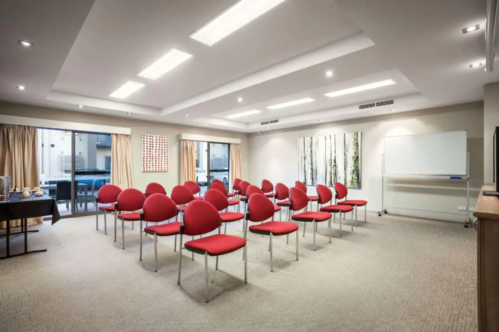 Spinifex Motel & Serviced Apartments