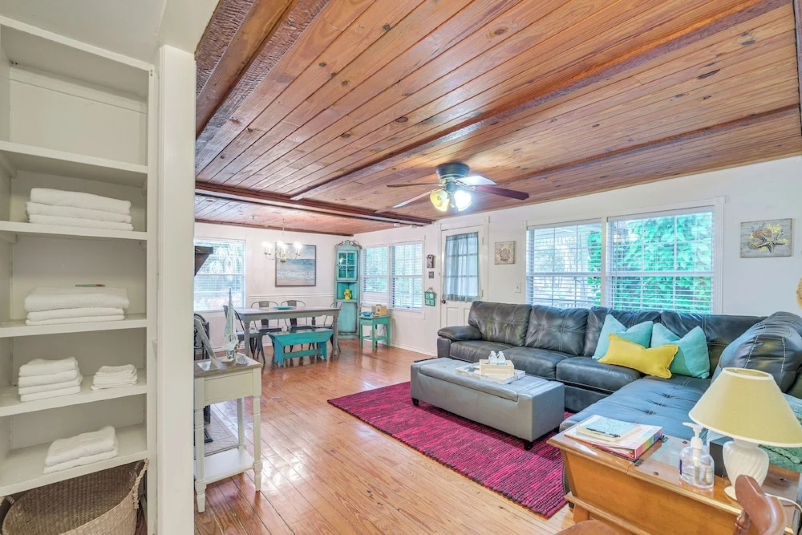 2 Mi to Marina: Inglis Retreat w/ Boat Parking