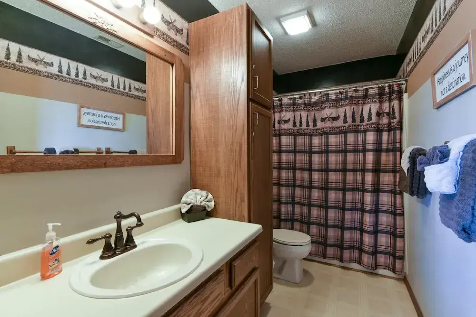 Westcreek Lodge @ Notch-vaulted Ceilings, 2 Pools, Private Lake, 1 Mile to Sdc!