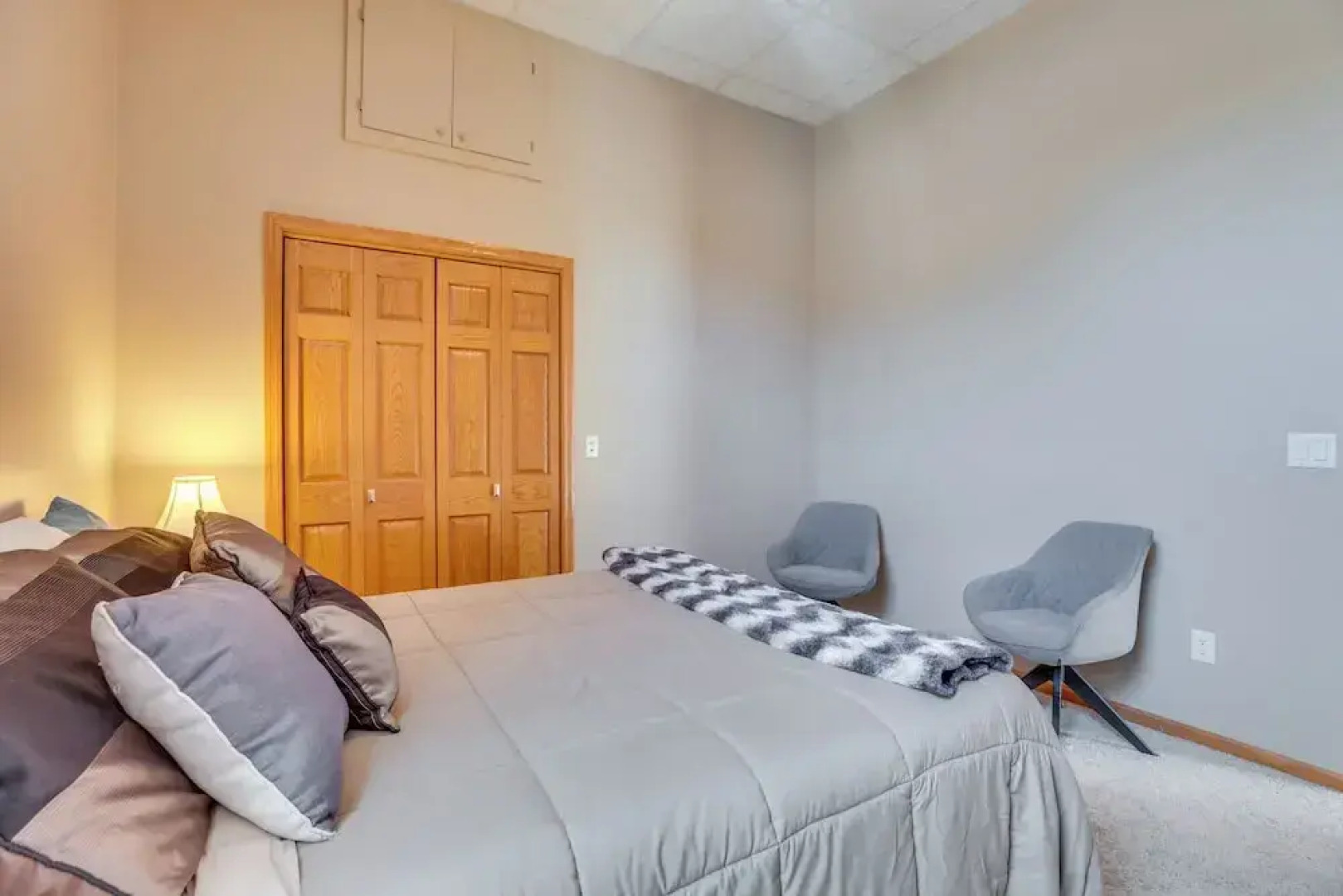 Mcgregor Condo w/ Brewery On-site: Steps to River!