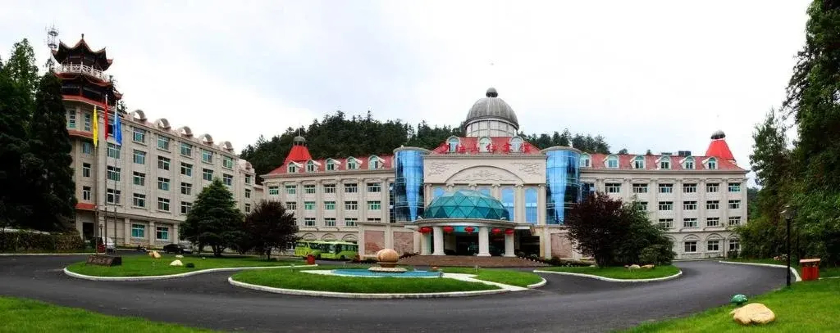 Yingshanhong Hotel