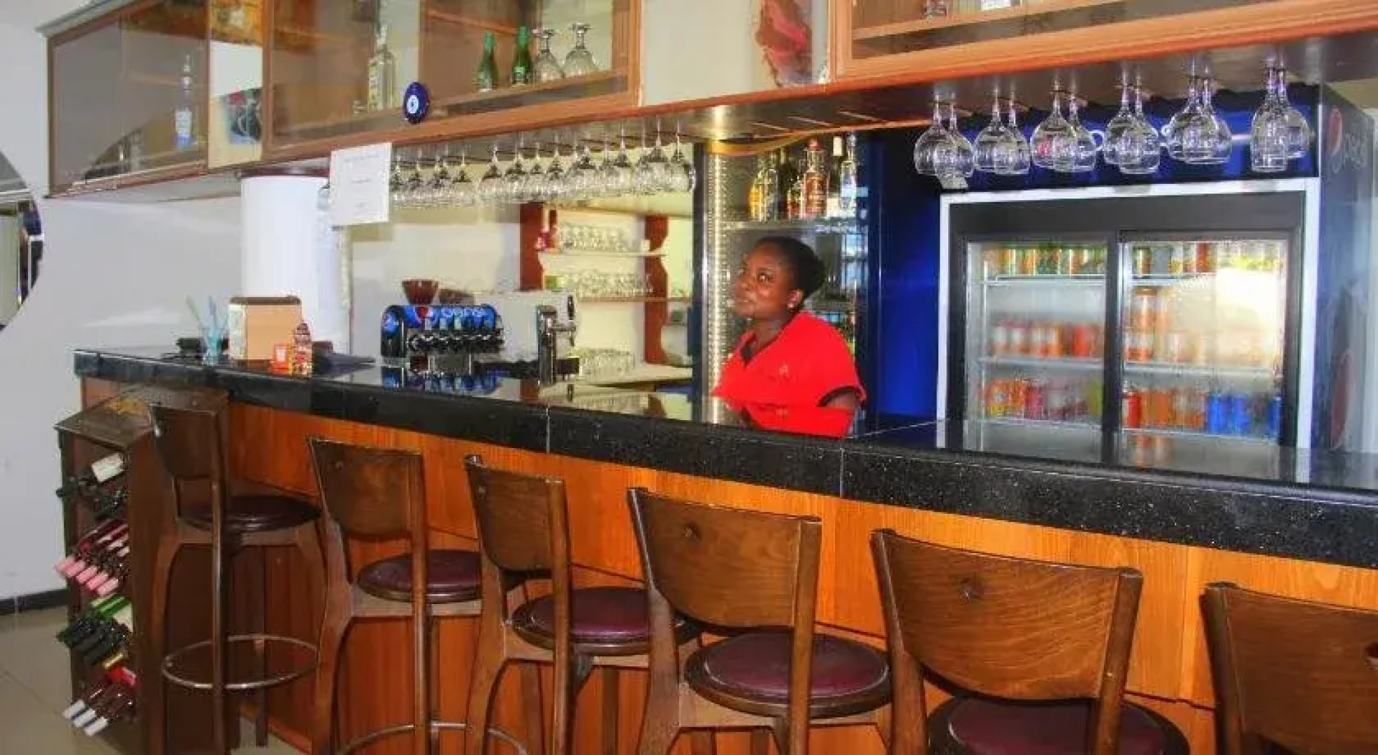 Yeldener Crystal Rocks