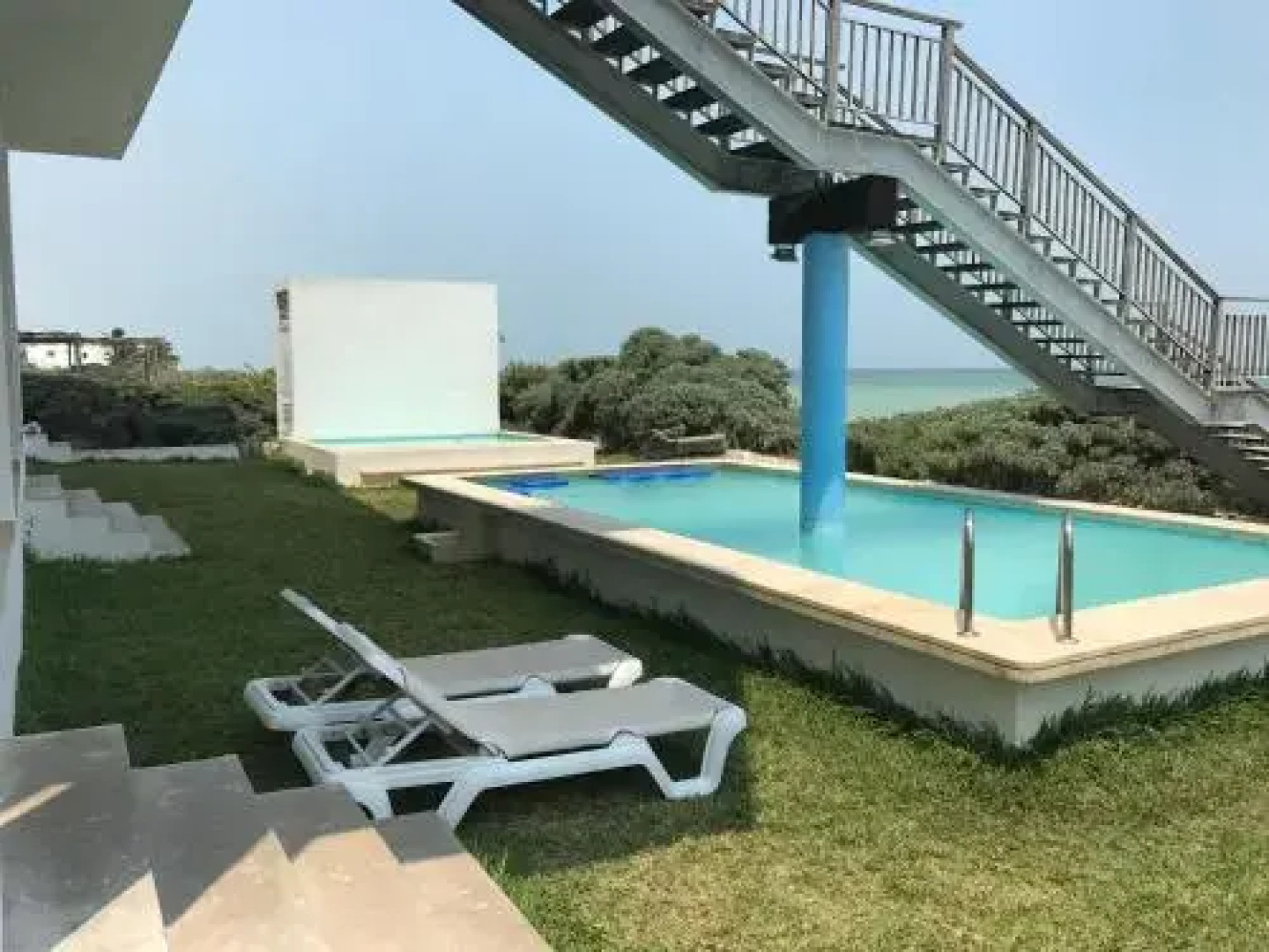 Beachfront Villa Solarium Garden House 1