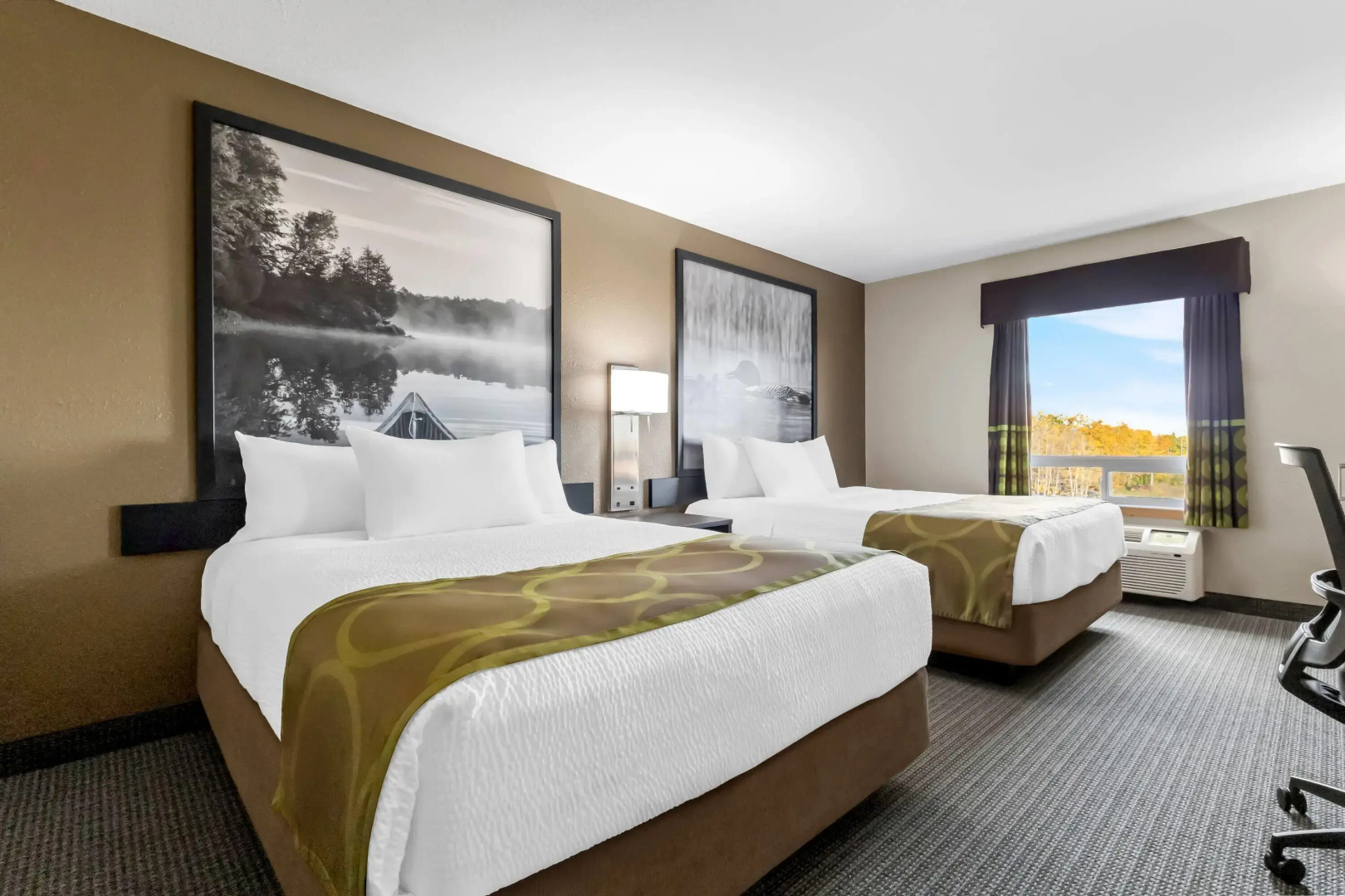 Super 8 by Wyndham Prince Albert