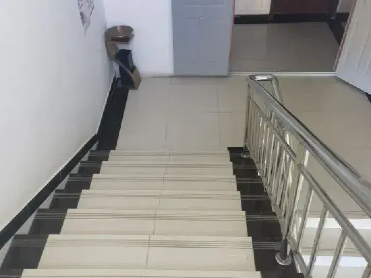 Himalaya Business Hotel