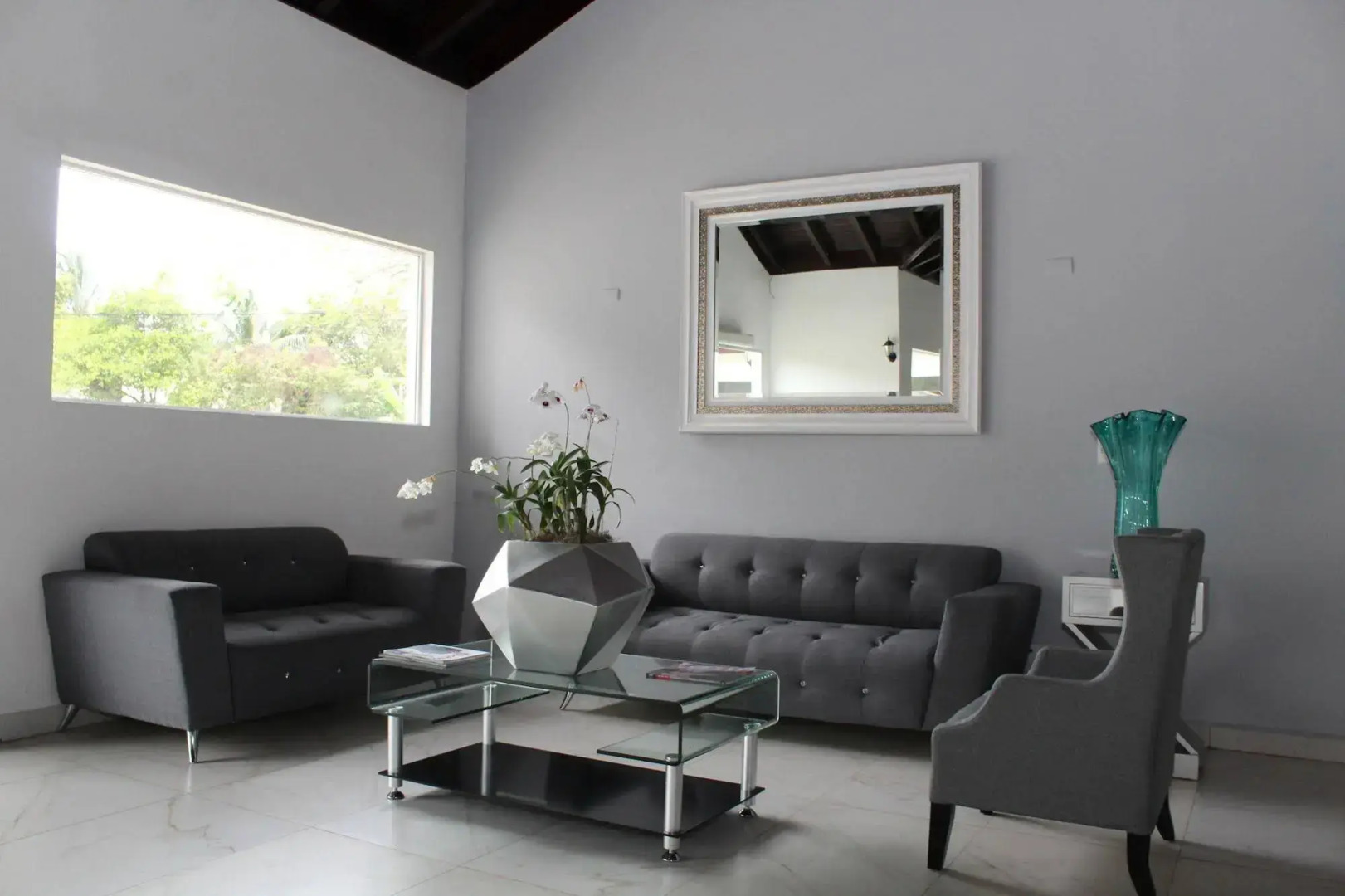 Ahnvee Resort Adults Only