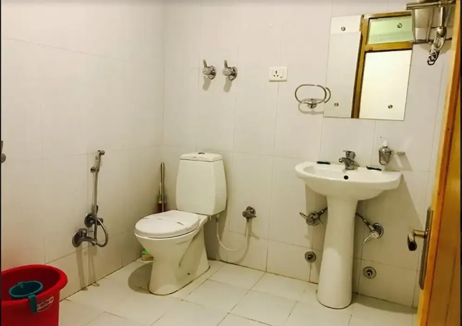 TIH Royal Heritage Resort