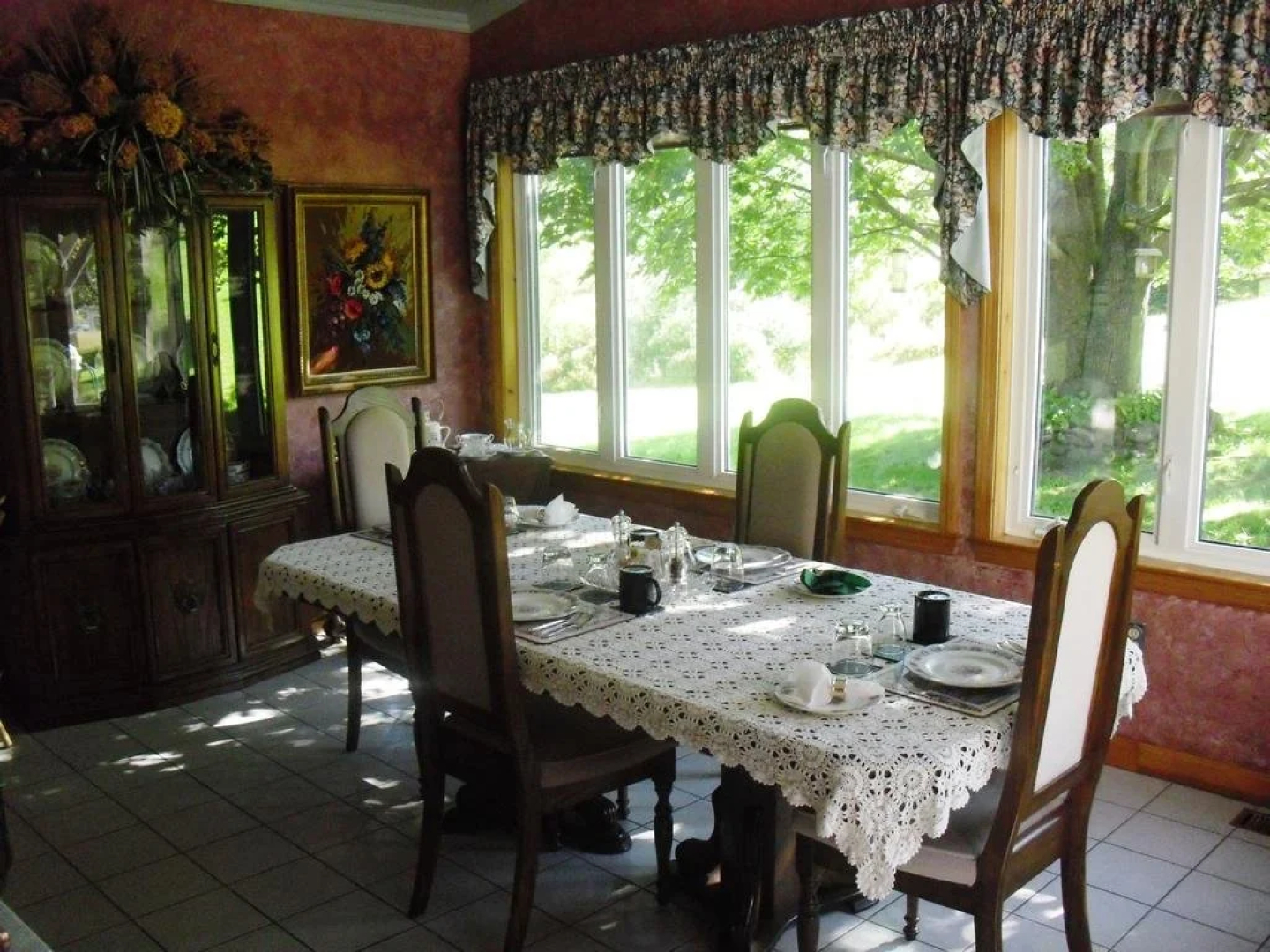 Hampton Bed and Breakfast