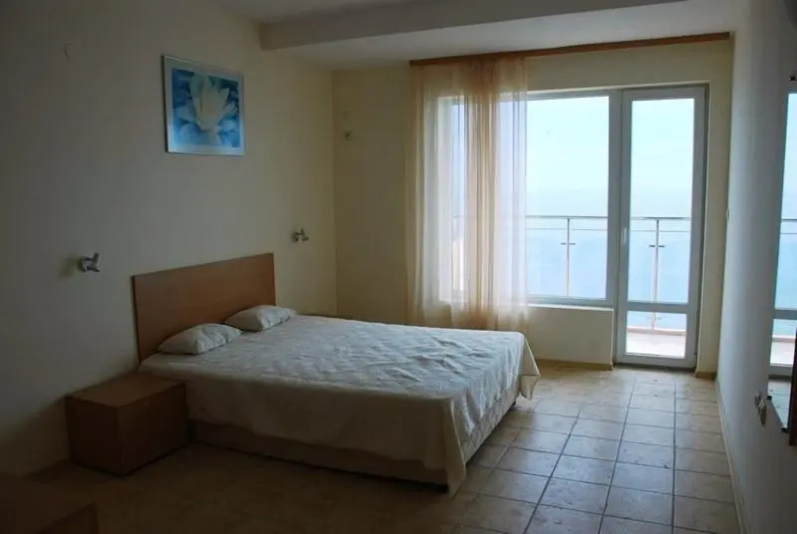 Coral Beach Apartment