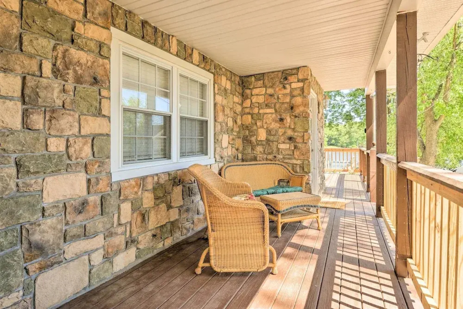 Sunny Glen Burnie Home - On-site Water Access