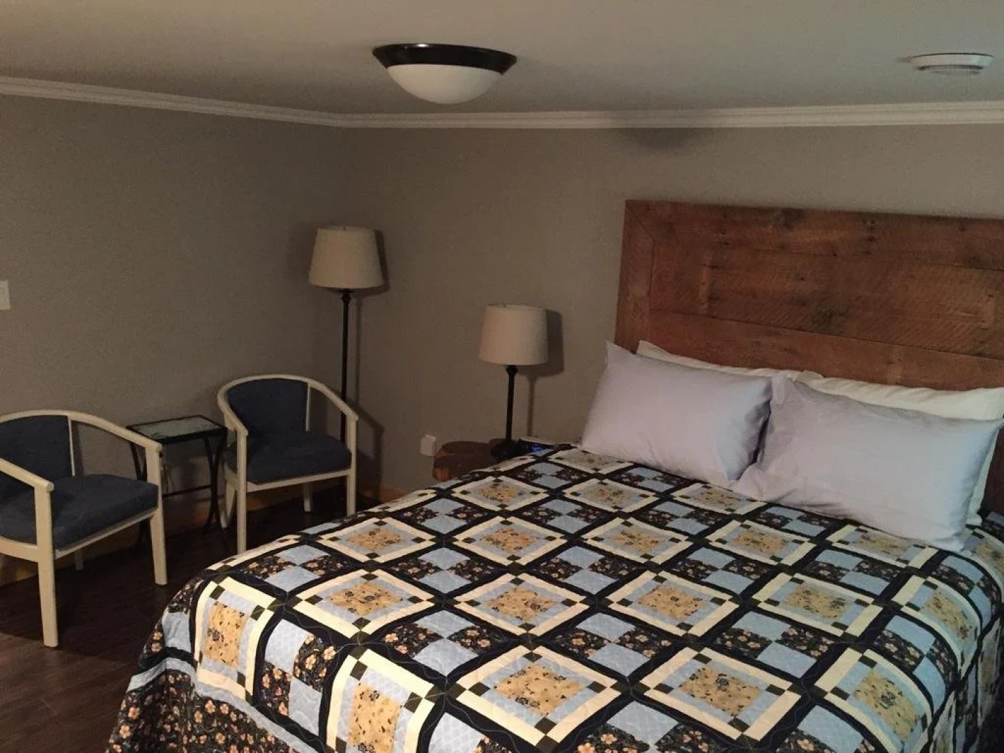 Old Rocky Brook Road B&B