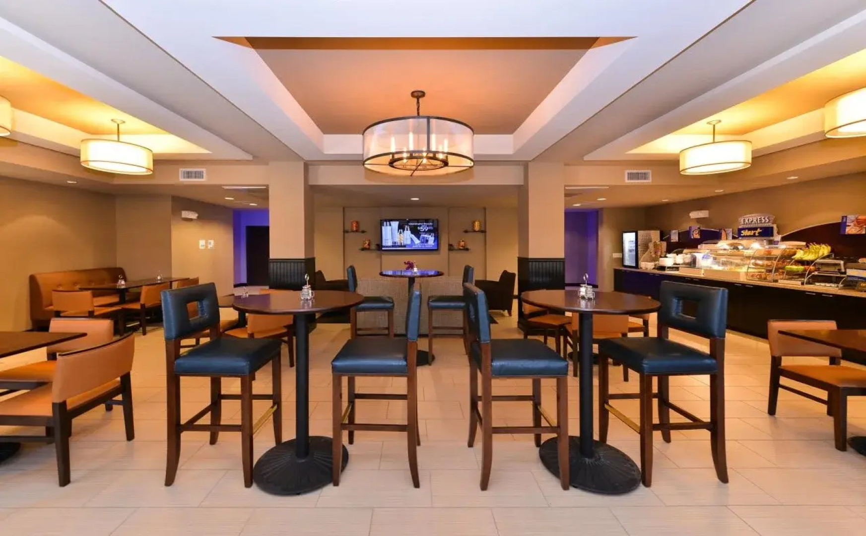 Holiday Inn Express & Suites Indio - Coachella Valley by IHG