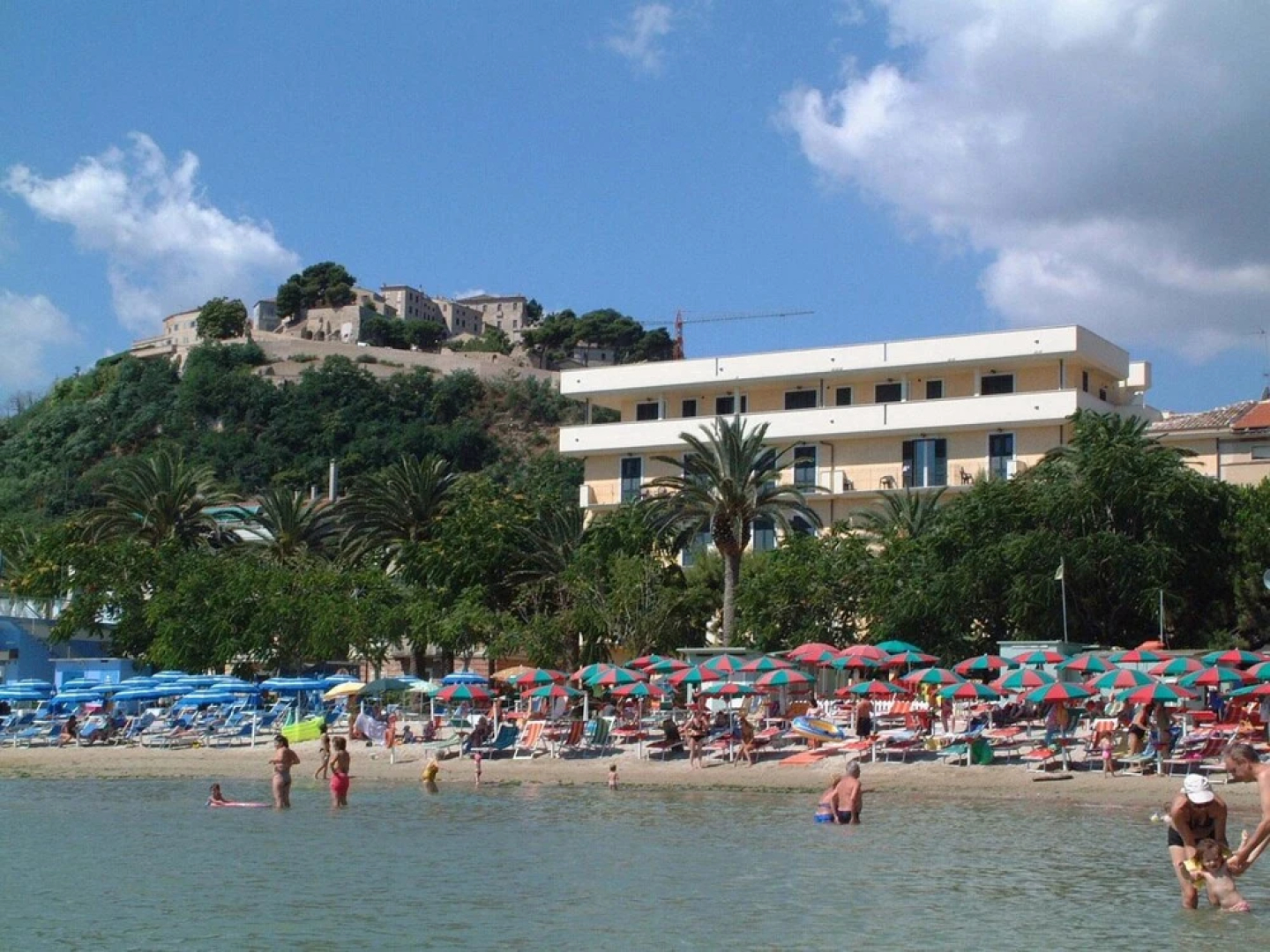 Hotel Capital
