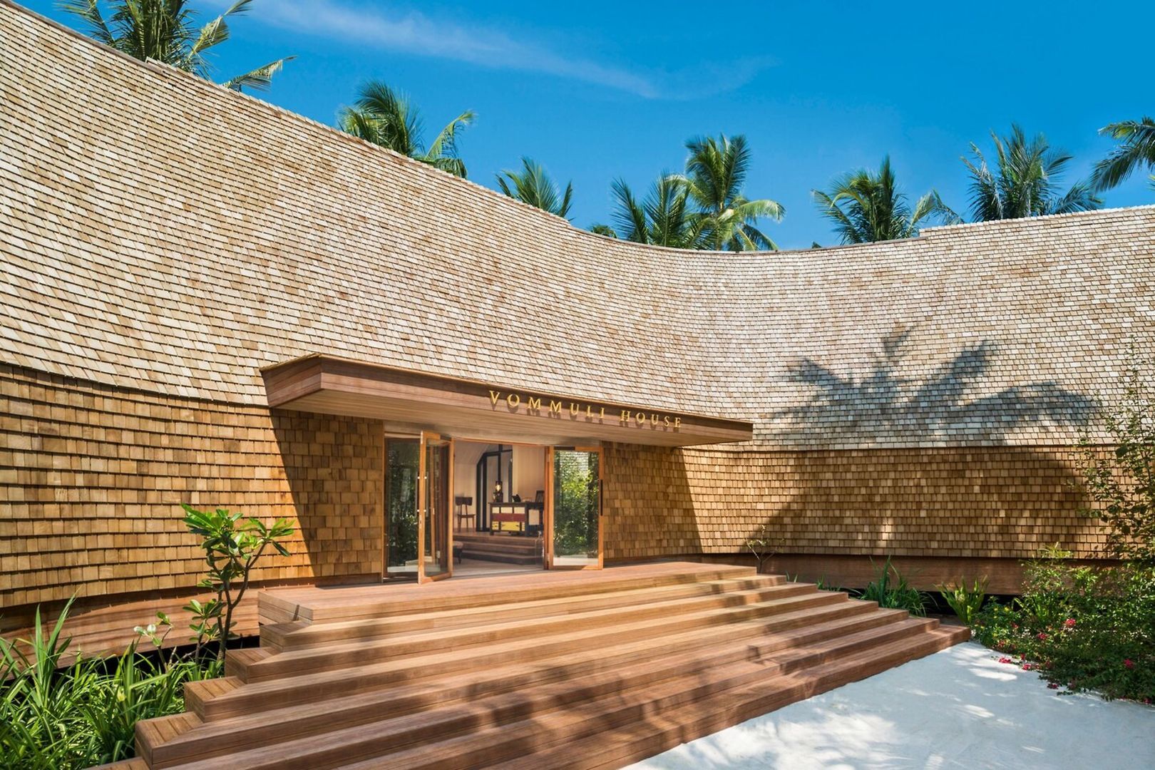 The St. Regis Maldives Vommuli Resort