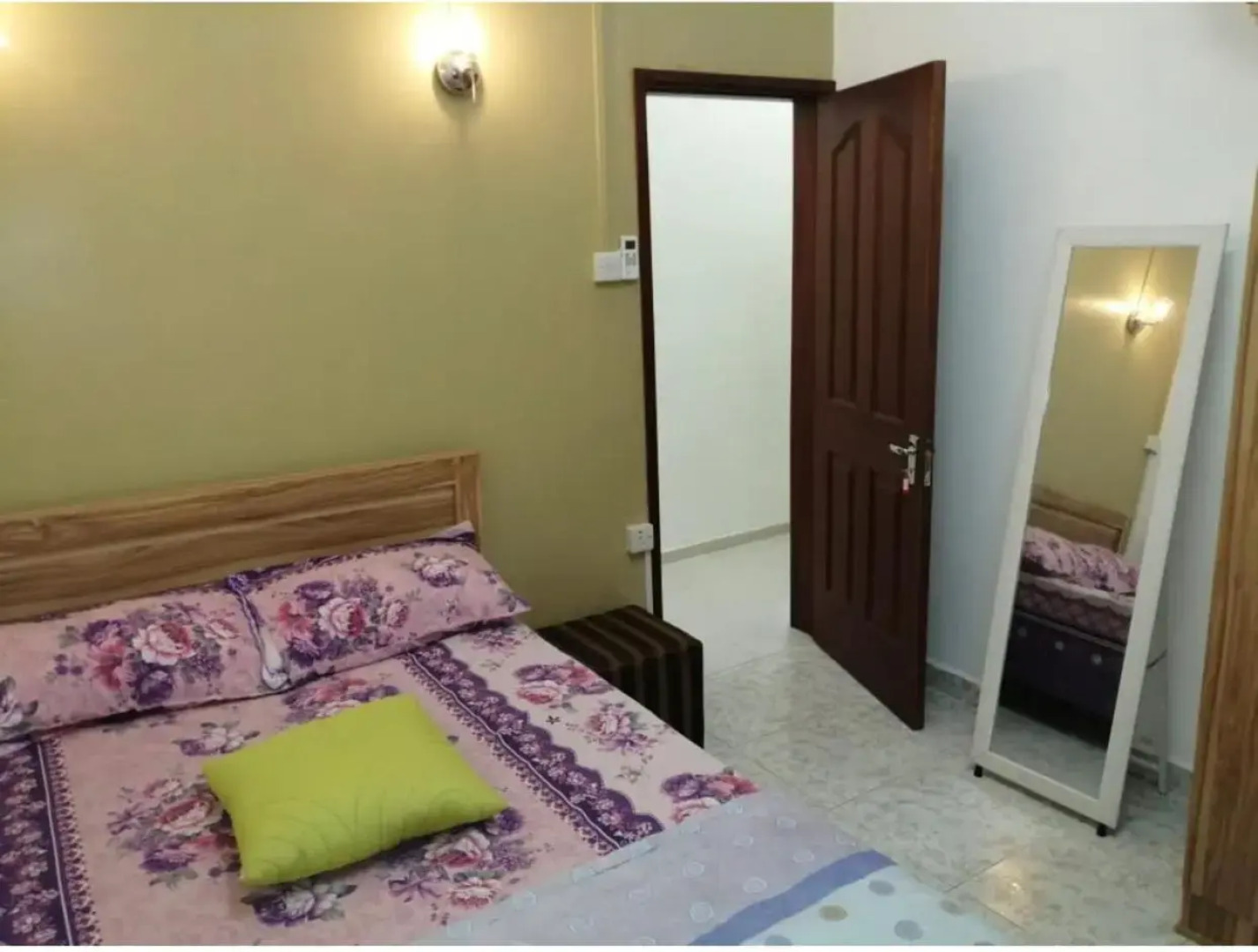 Champs De Mars Apartment