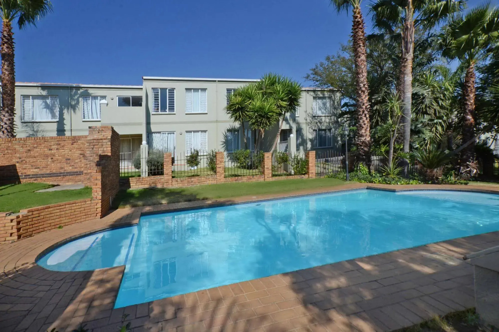 Jozi Apartments - Radiokop