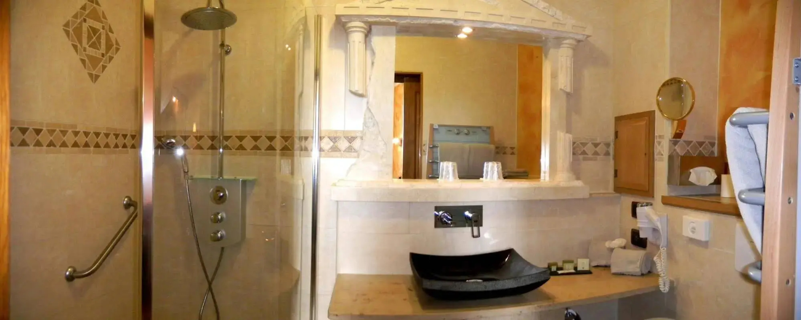 Hostellerie du Vieux Cordes