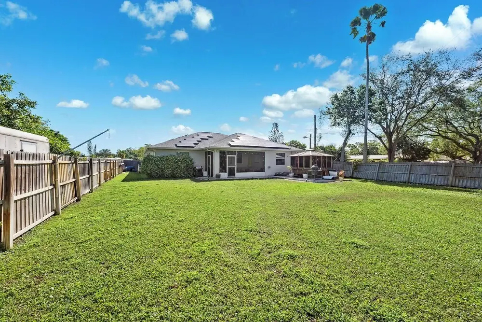 Sleek Home w/ Hot Tub, Koi Pond & Yard in Seminole