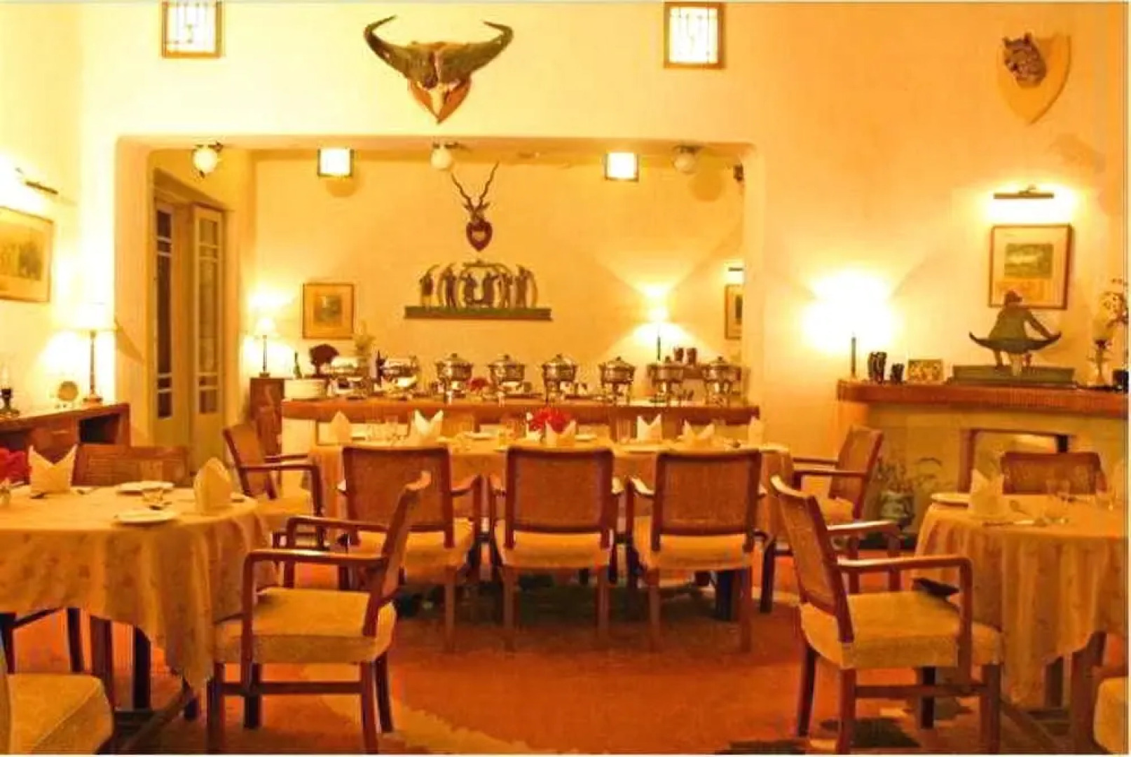 Sardar Samand Palace