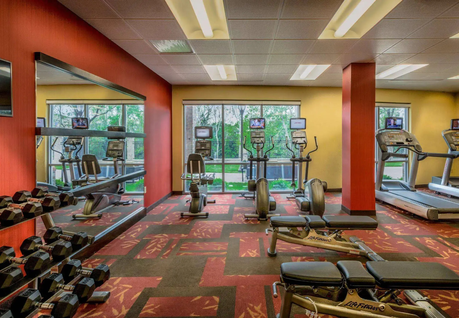 Courtyard by Marriott Charleston Downtown/Civic Center