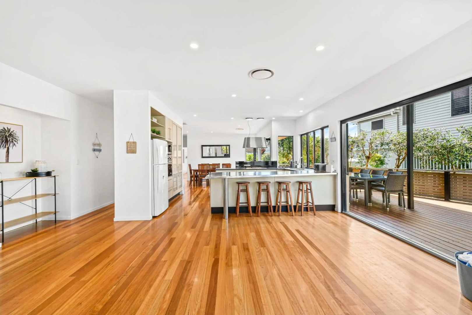 Mudjimba Shores-Coastal Bliss for Families & Dogs