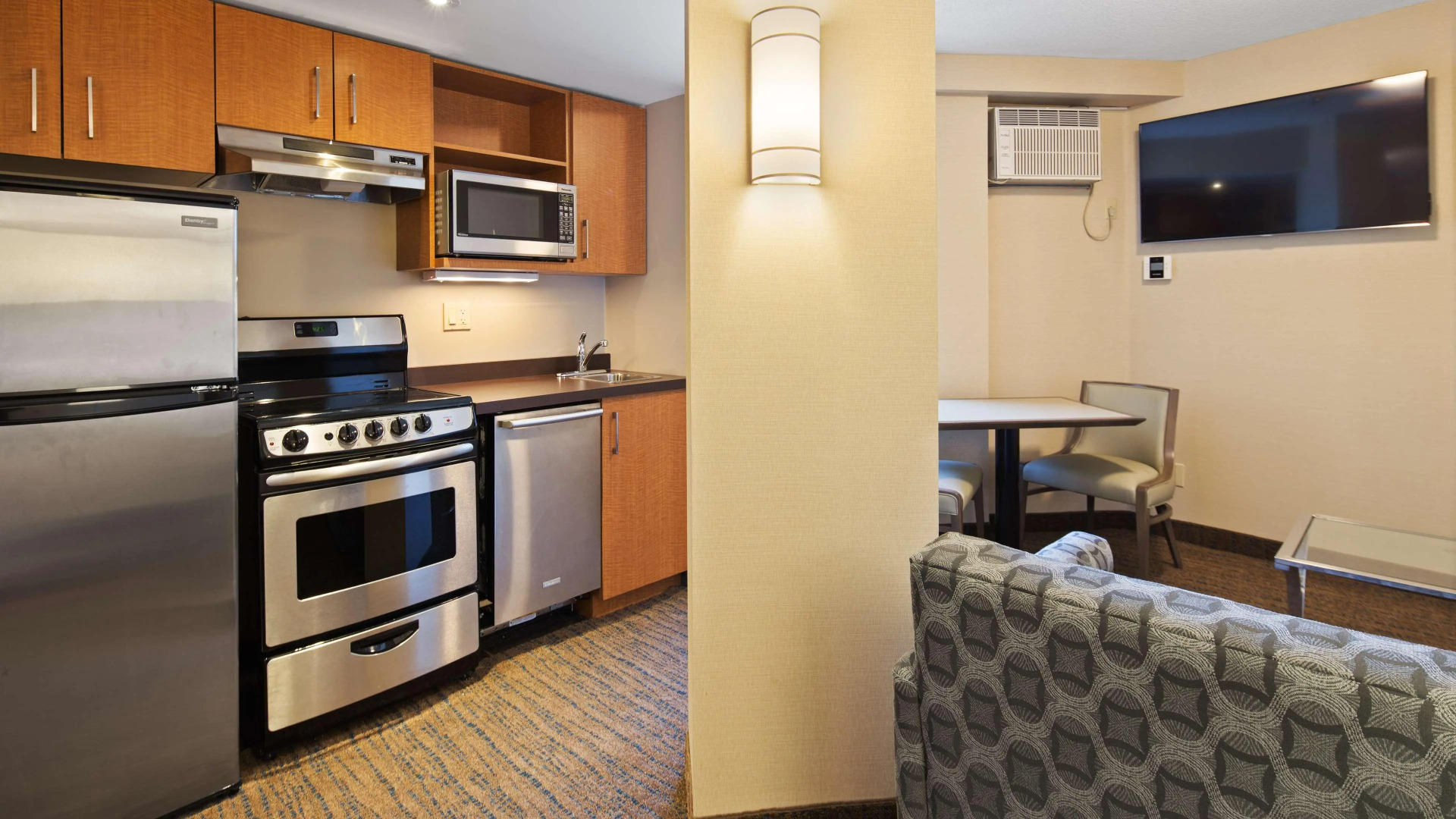 Best Western Plus Ottawa City Centre