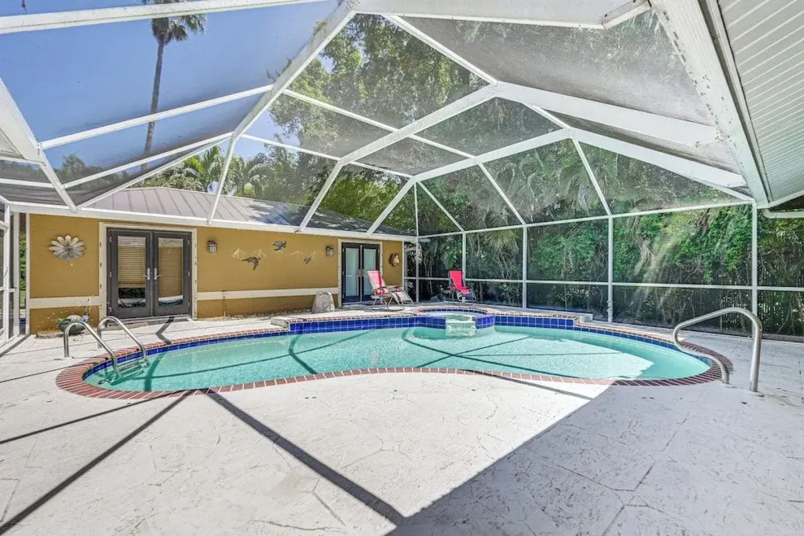 Lovely Naples Home: Backyard Oasis w/ Pool!