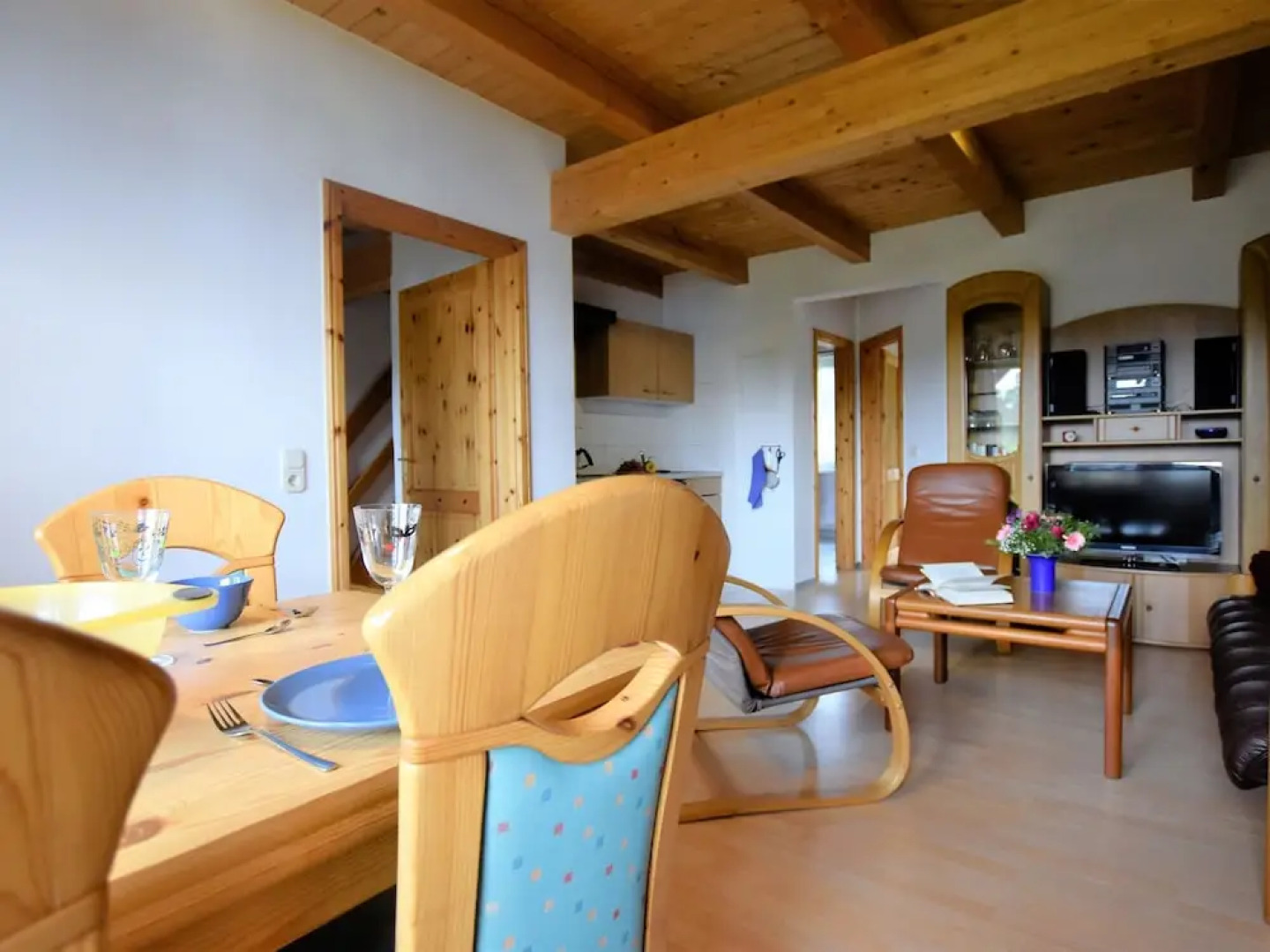 Geraeumige Ferienwohnung in Boddin mit Garten