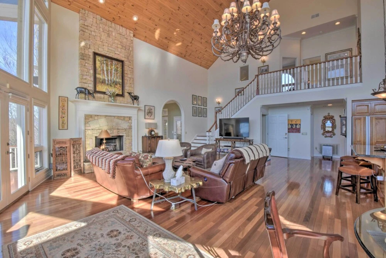 Captivating Vacation Rental Apt in Hayesville!