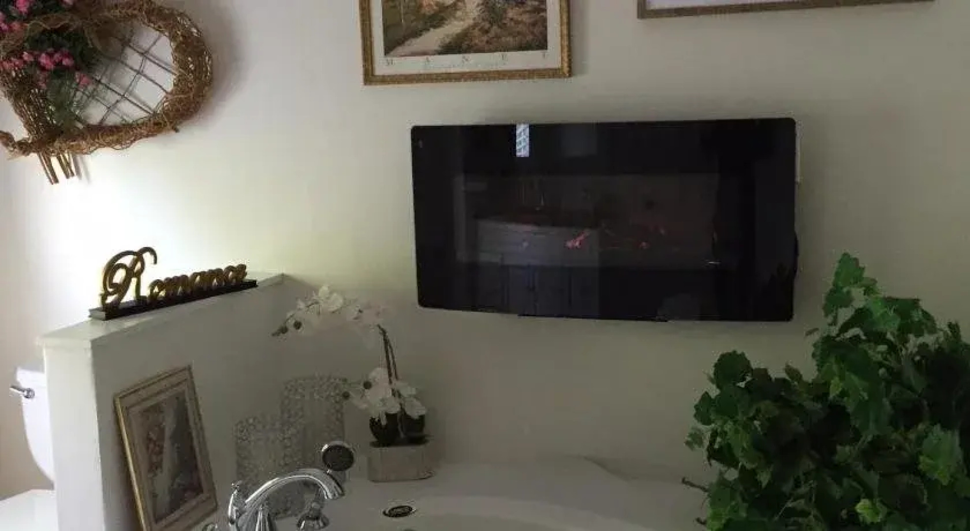 18 Vine Inn & Carriage House