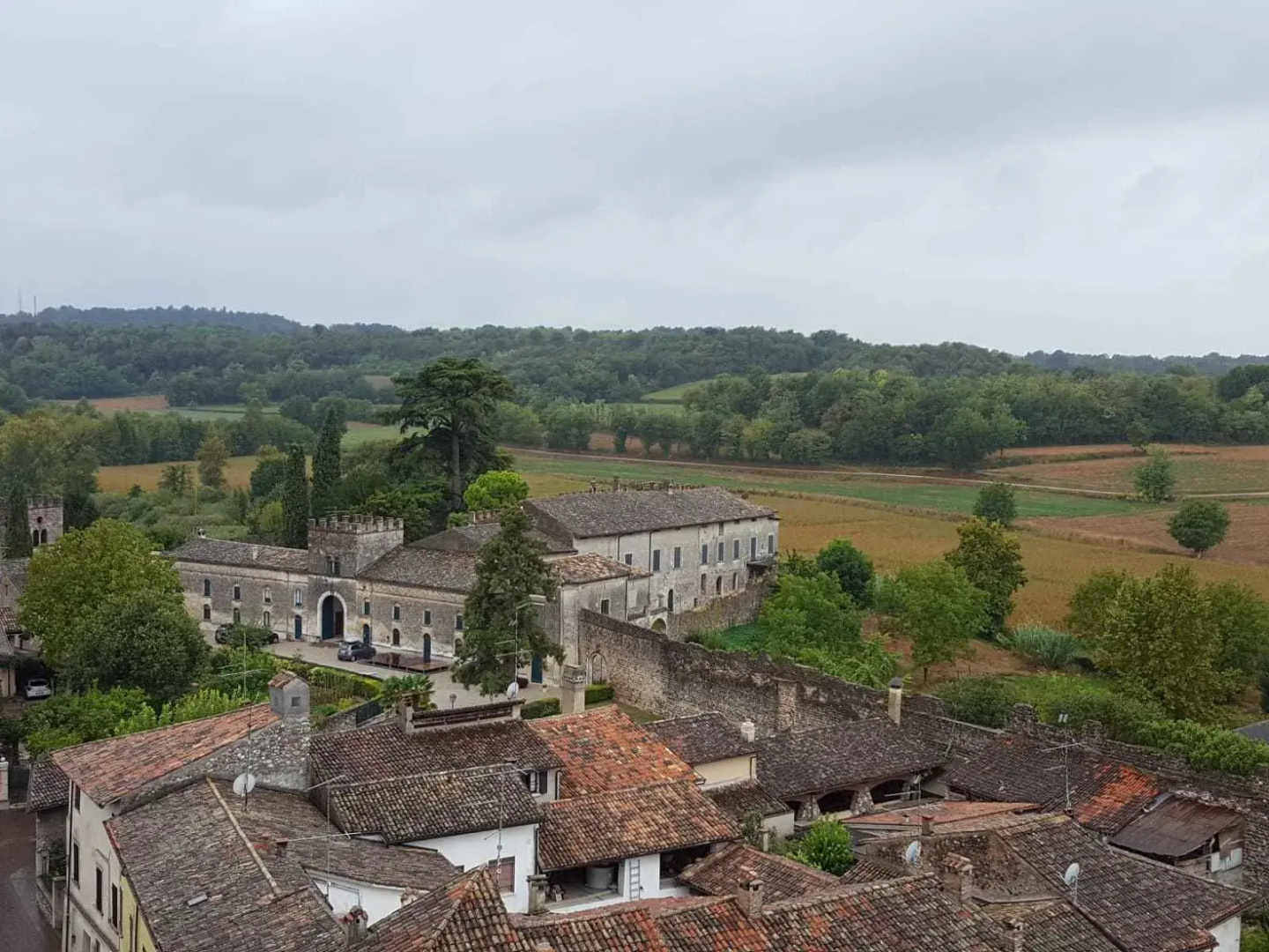 Le Quattro Stagioni B&B and Apartament