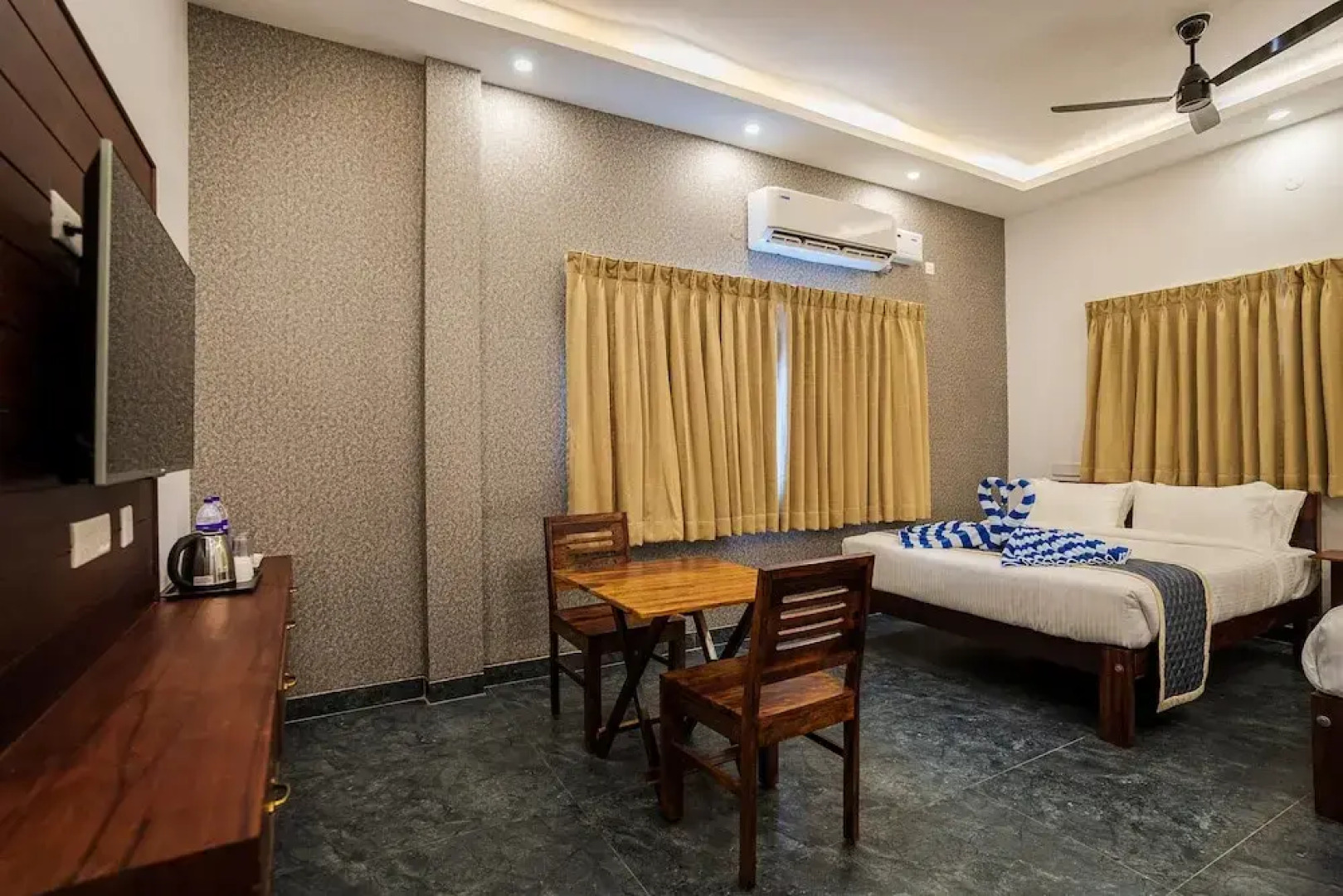 La Meadow Villa - 5 BR with Private Pool