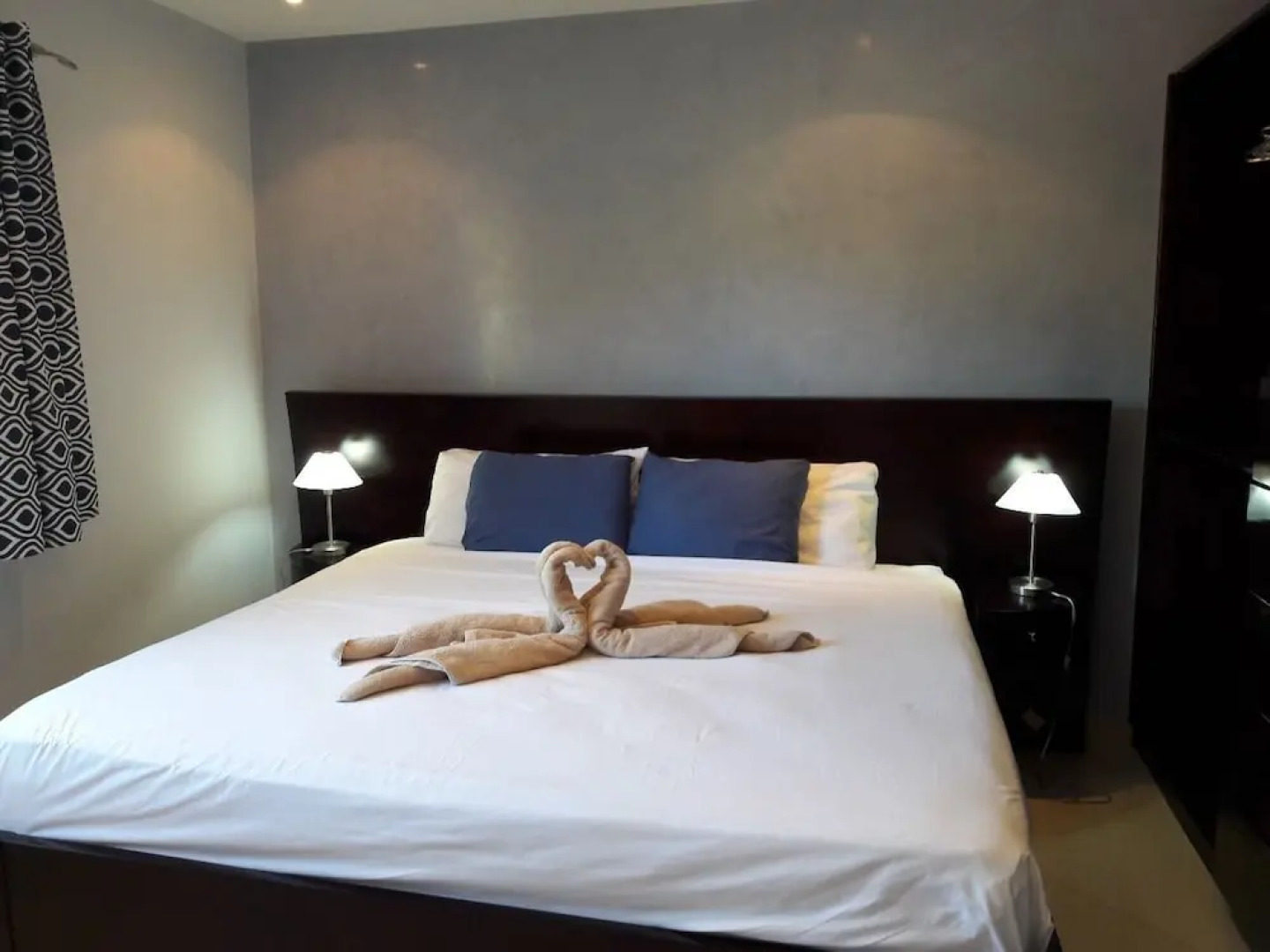 Villa Thoga Vacation Rentals & Tours