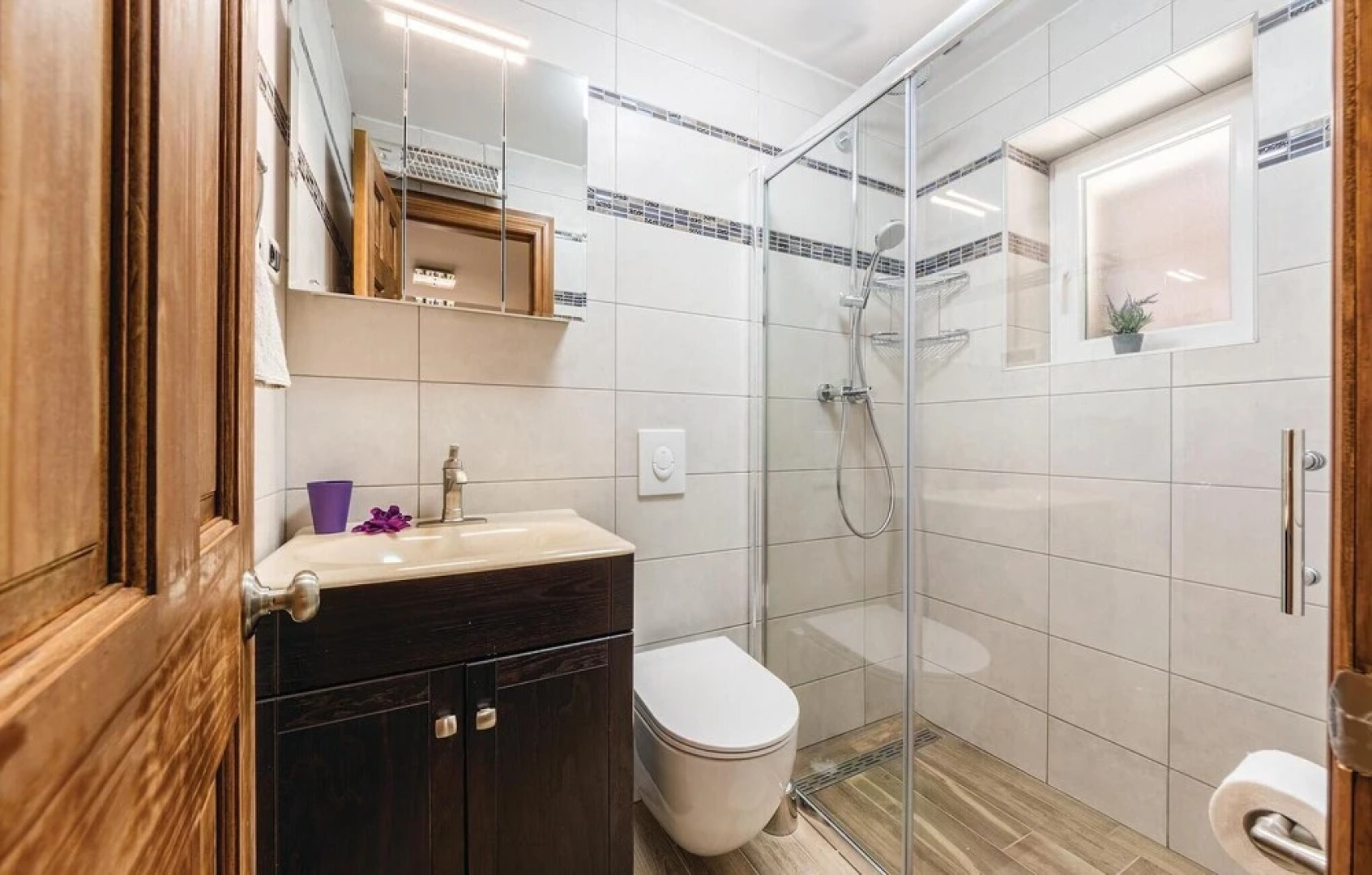 Stunning Home in Barban With Wifi and 6 Bedrooms