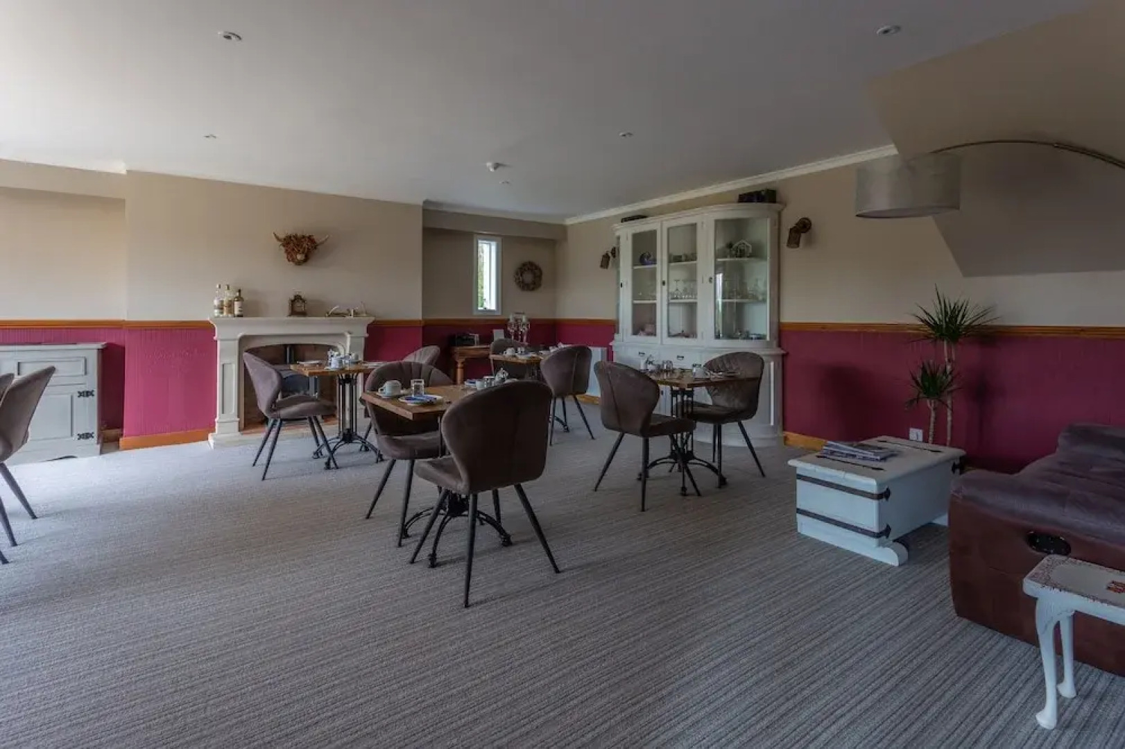 Braeburn Guest House / B&B