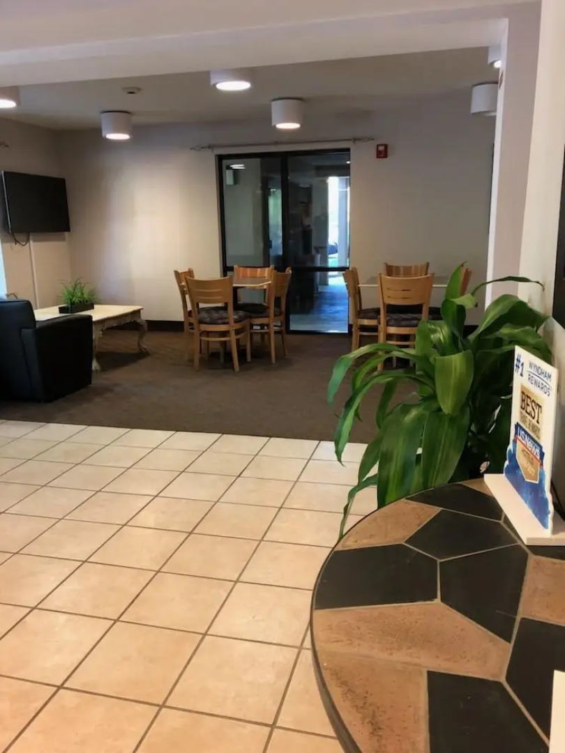 Super 8 Diberville Biloxi Area