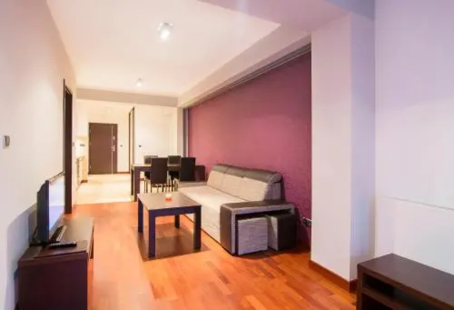 Apartament Czerwone Maki Tęczowe Wzgórze