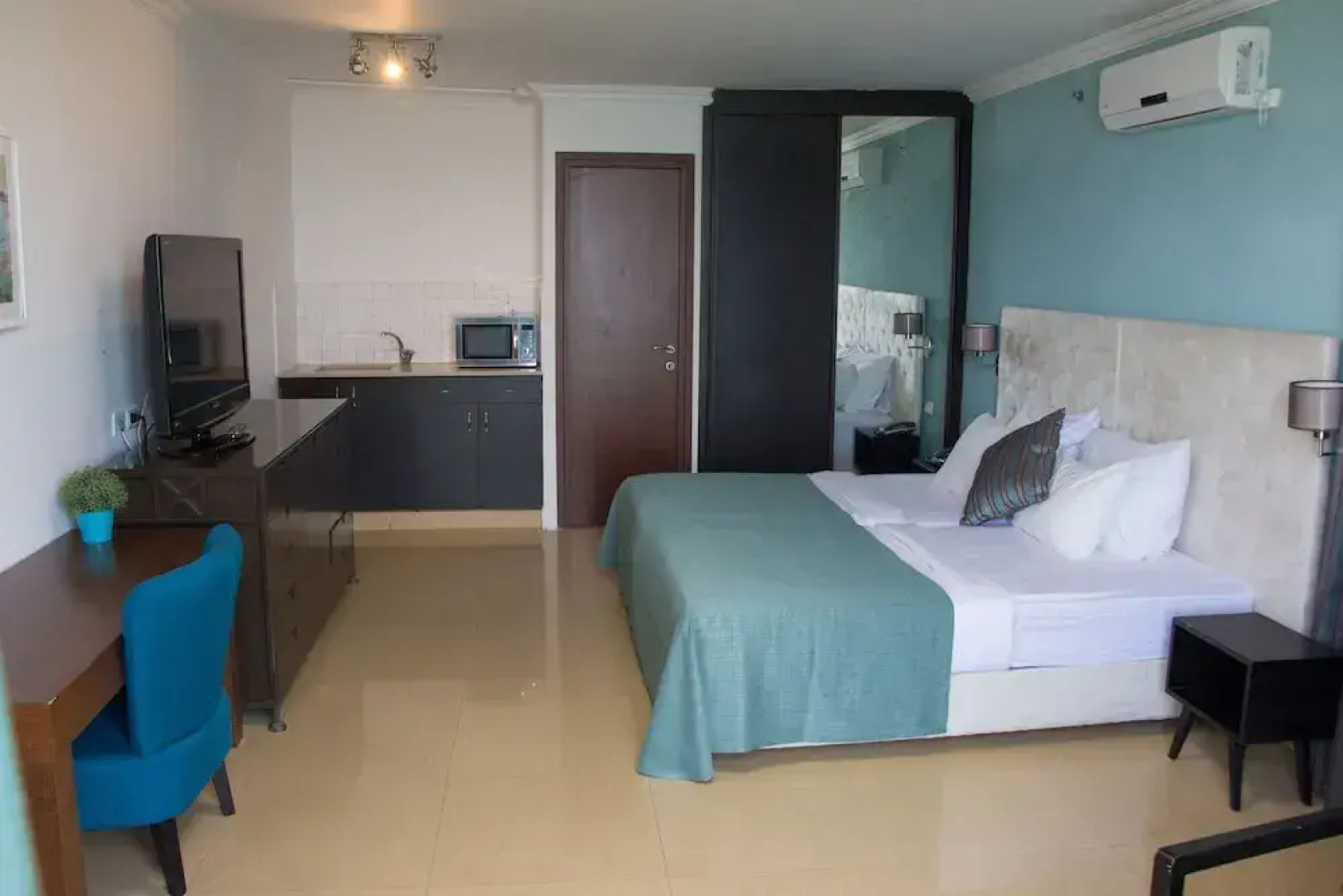 Golden Beach Hotel Tel Aviv