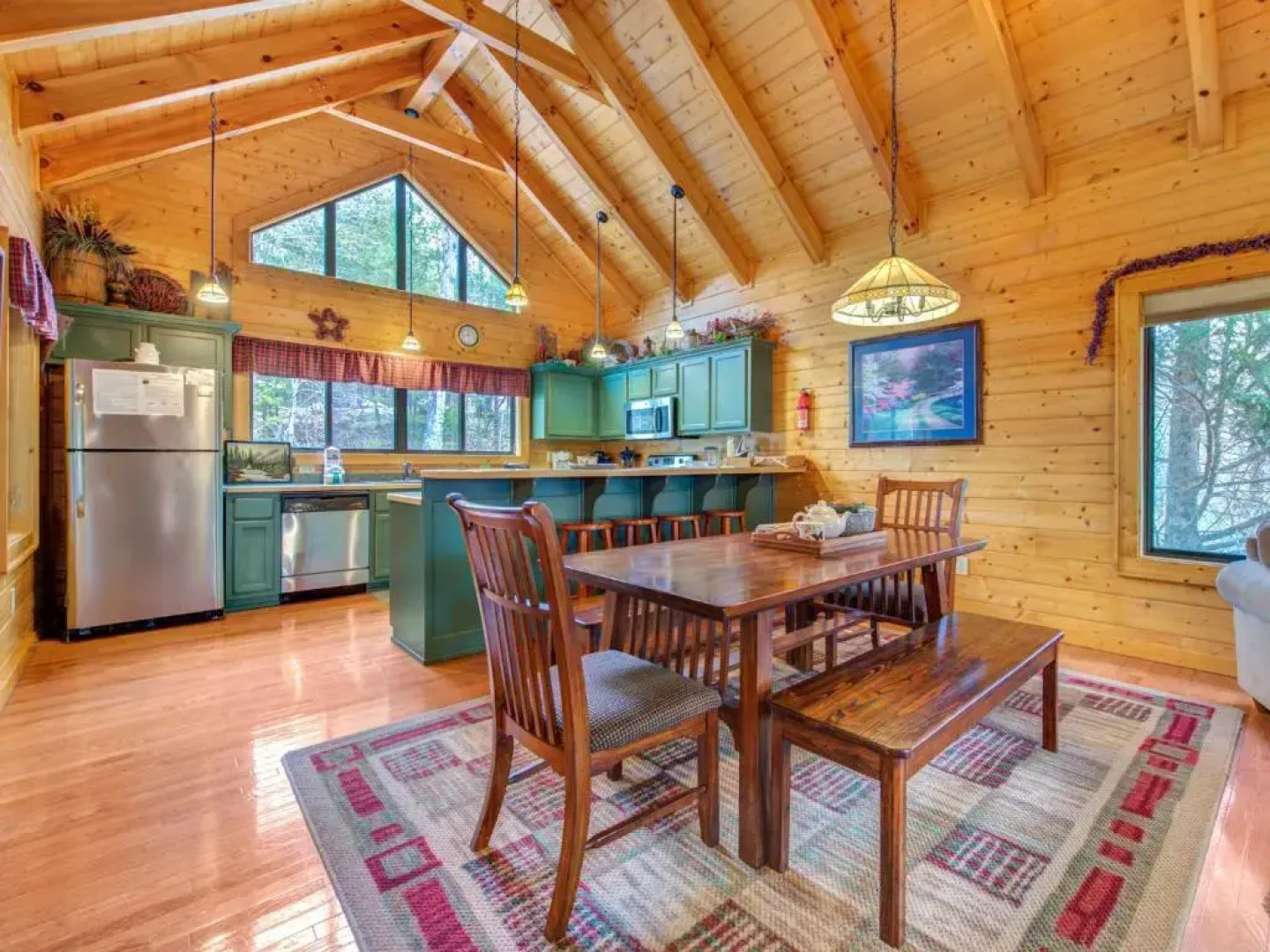 Mountain Magic, 3 Bedroom, Pool, Hot Tub, Game Room, Fireplace, Sleeps 9