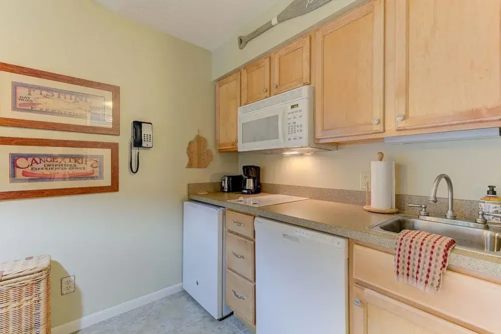 The Shores Cozy Lakeside Condo Unit 5705