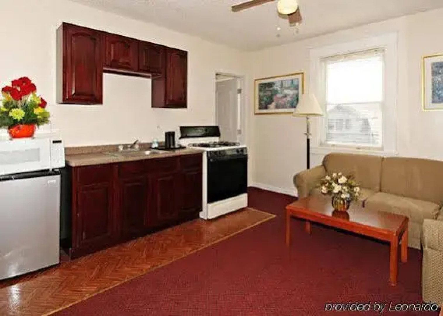 Rodeway Inn & Suites