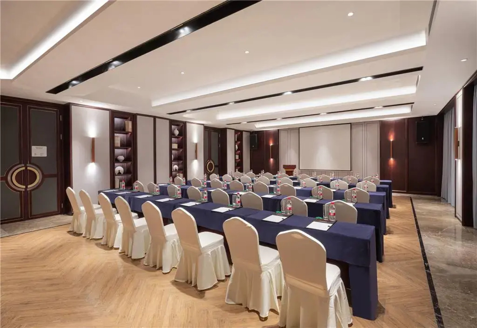 Ramada by Wyndham Xianning Xishan Mountain