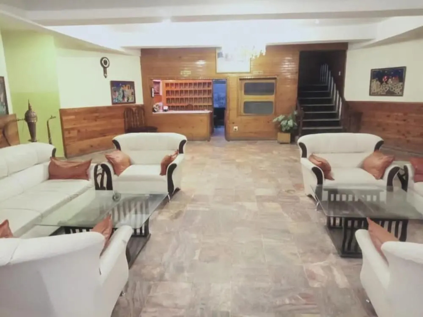 Troutland Hotel Naran