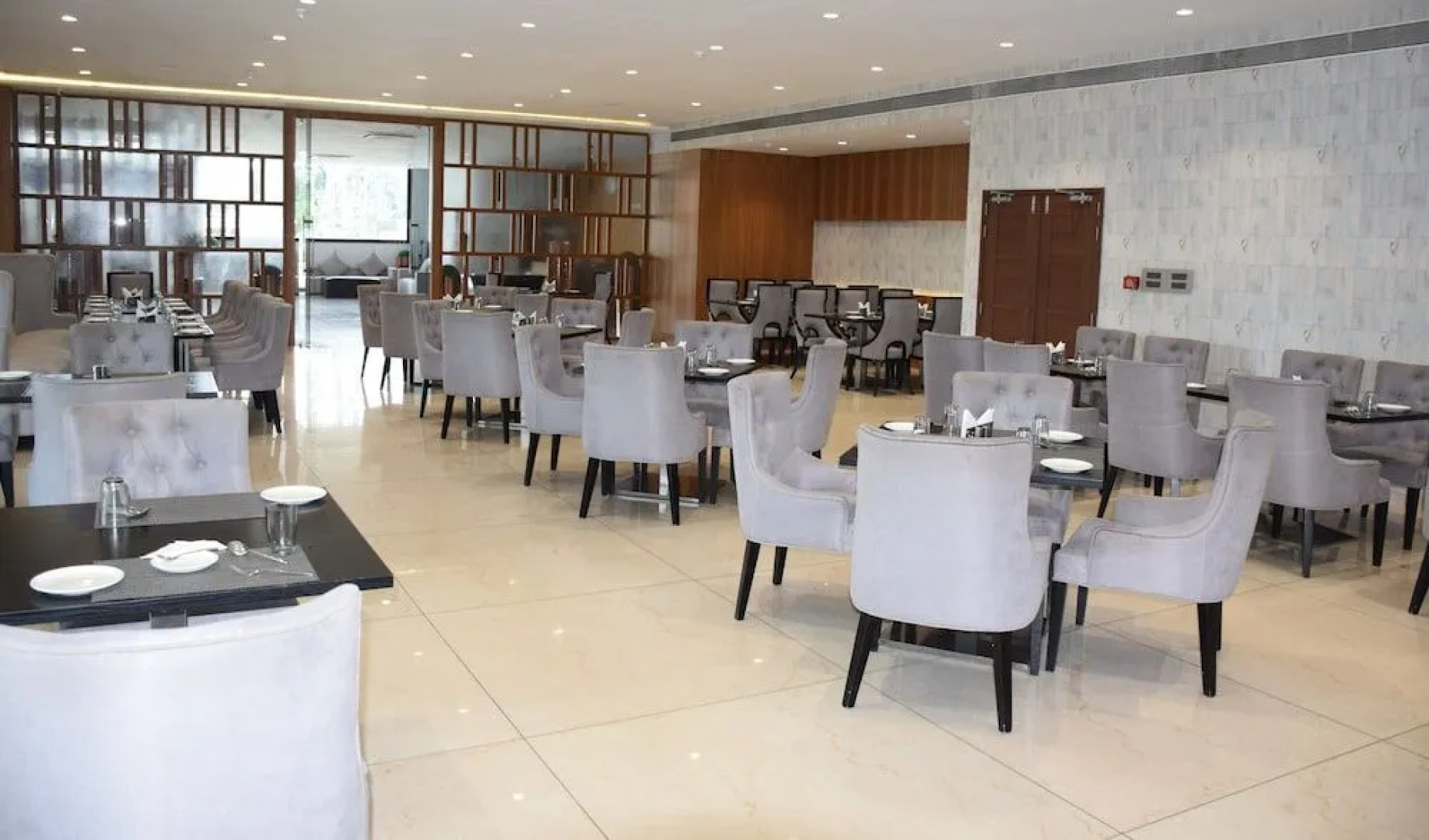 Hotel Vilasa International