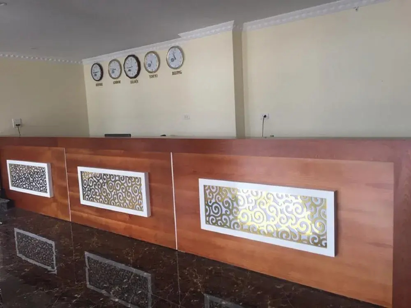 1001 Nights Hotel 27 Huong Tram