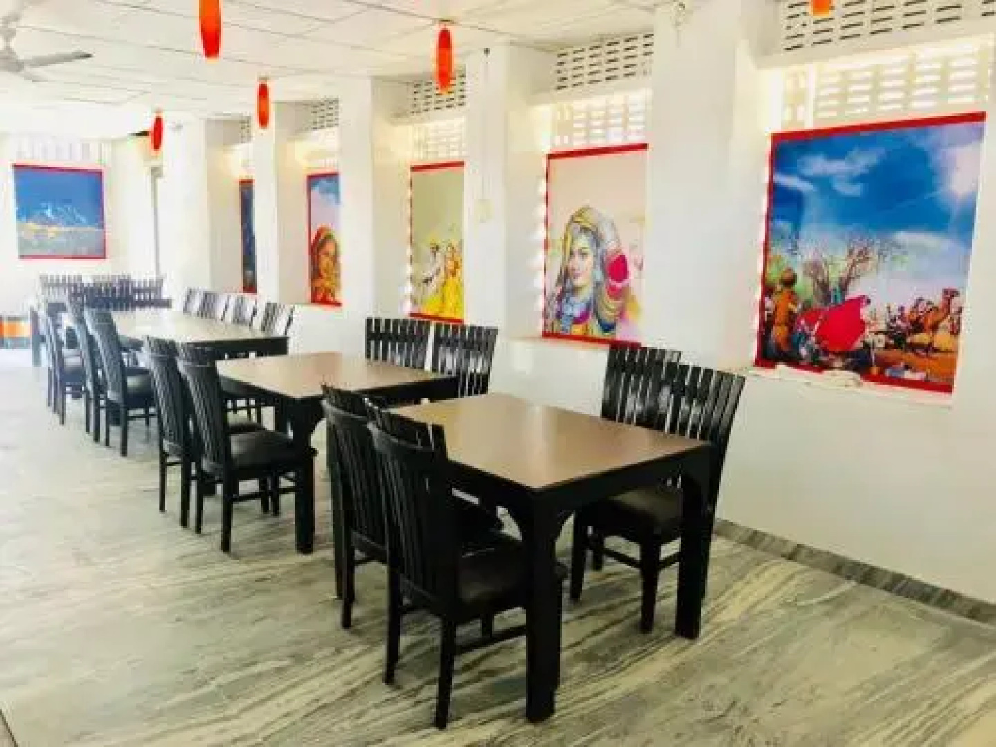 SPOT ON 40056 Palace Anjali