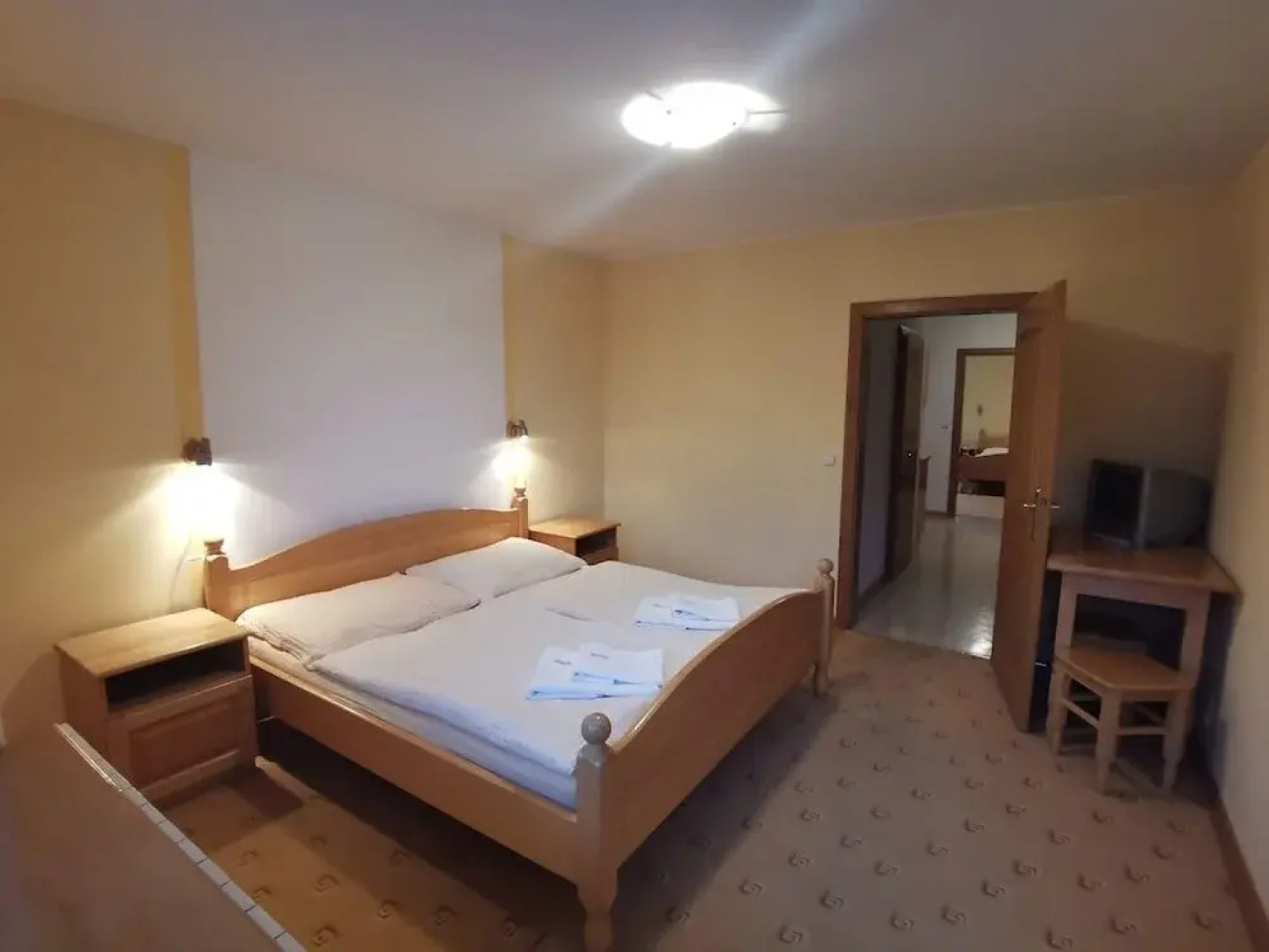 Rooms and Apartments Panker
