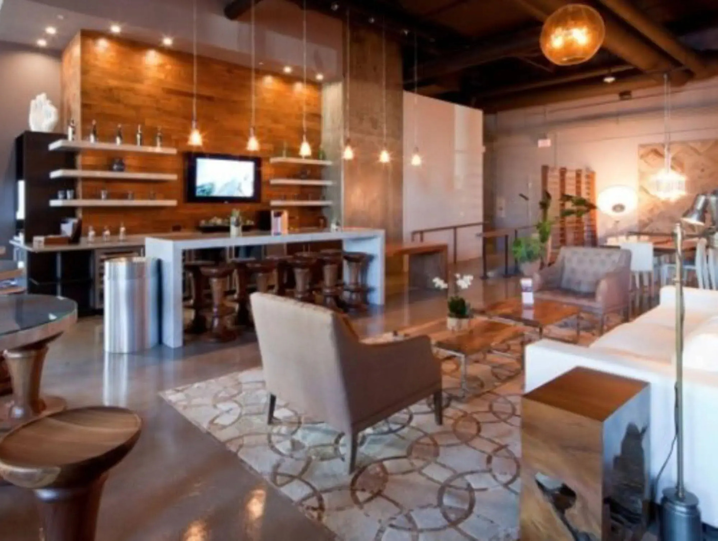 Global Luxury Suites at Figueroa Street