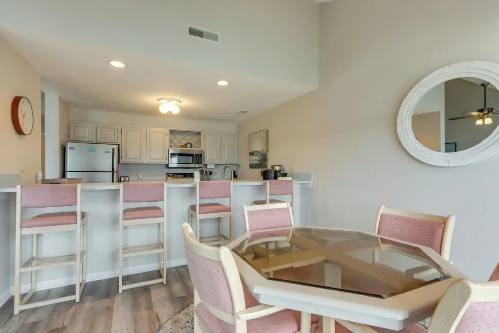 Lakefront Ozark Getaway w/ Views + Community Perks